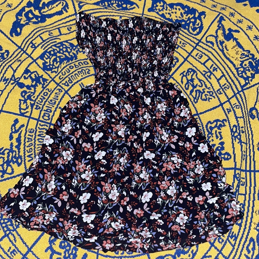 CUT OUT TILLYS DRESS